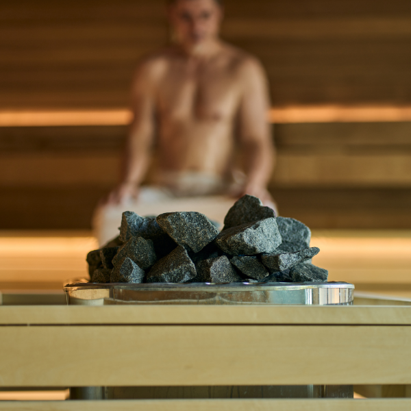 Infrared vs. Traditional Saunas: Understanding the Differences and Making the Right Choice