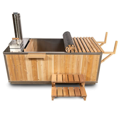 The Starlight Wood Burning Hot Tub is also manufactured in North America by Leisurecraft and is part of the Canadian Timber Collection