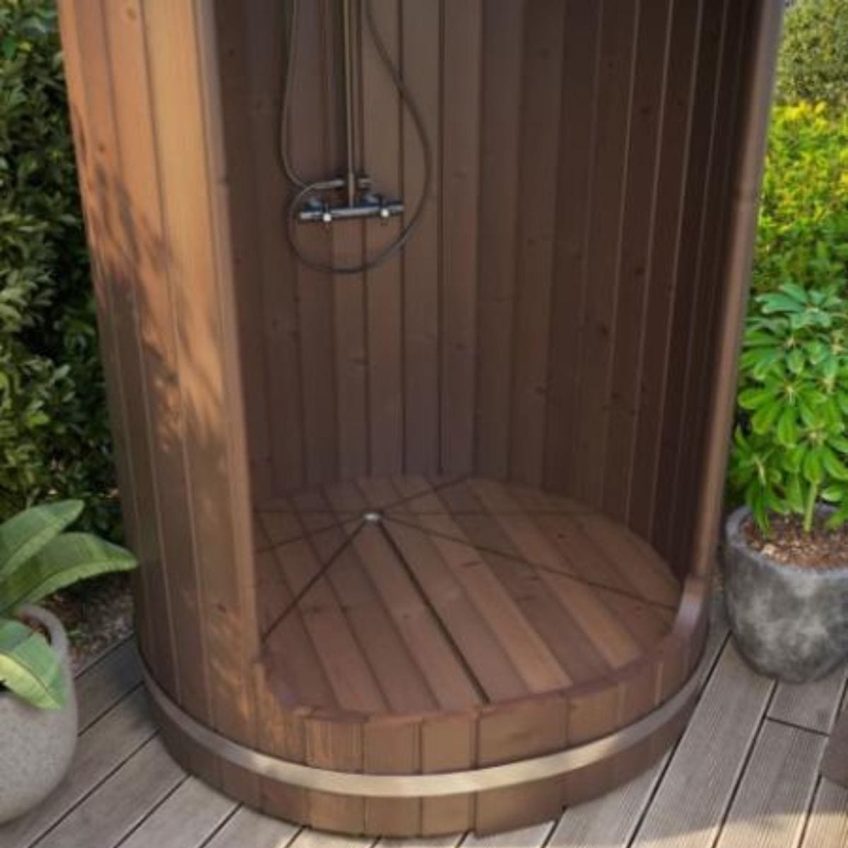 An excellent companion to an outdoor sauna or pool